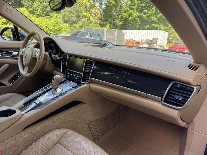 2014 Porsche Panamera Willow Grove PA