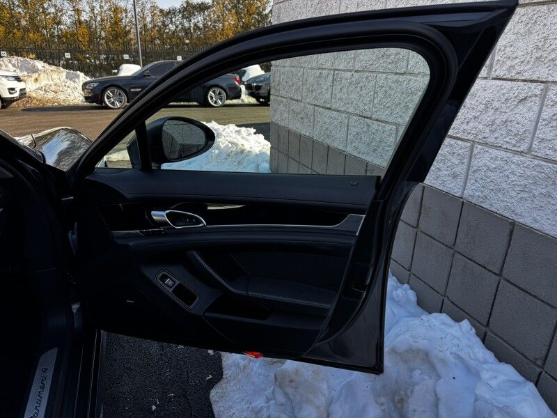2014 Porsche Panamera 4 Willow Grove PA