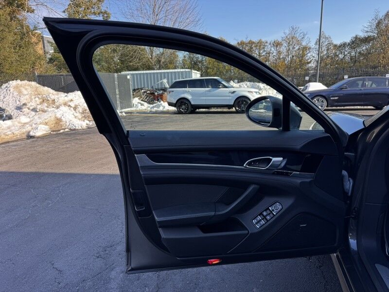 2014 Porsche Panamera 4 Willow Grove PA