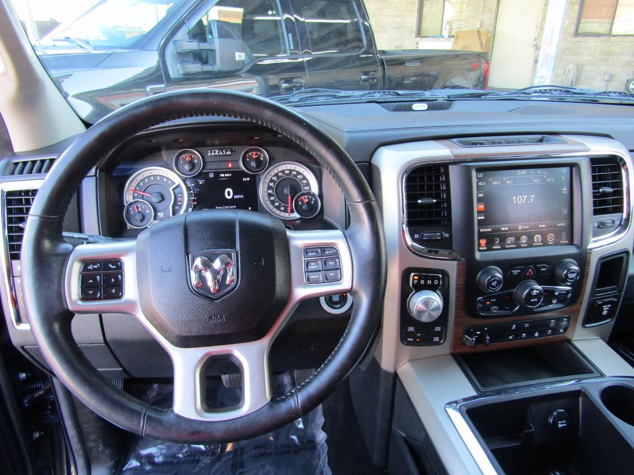 2014 RAM 1500 4WD Crew Cab 140.5 Laramie Grand Prairie TX