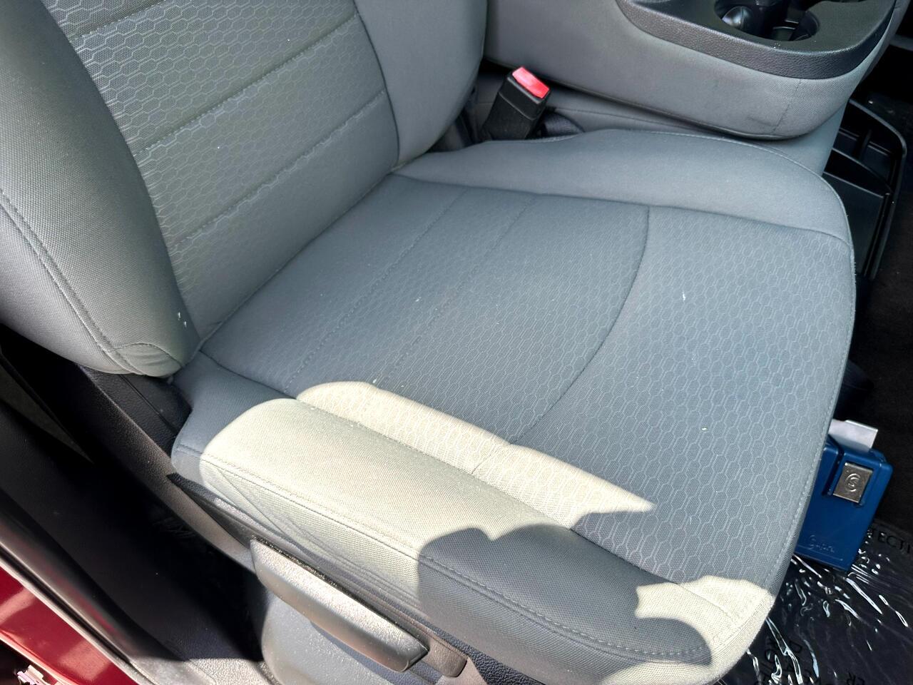 2014 RAM 1500 4WD Crew Cab 140.5&quot; Express Jacksonville FL