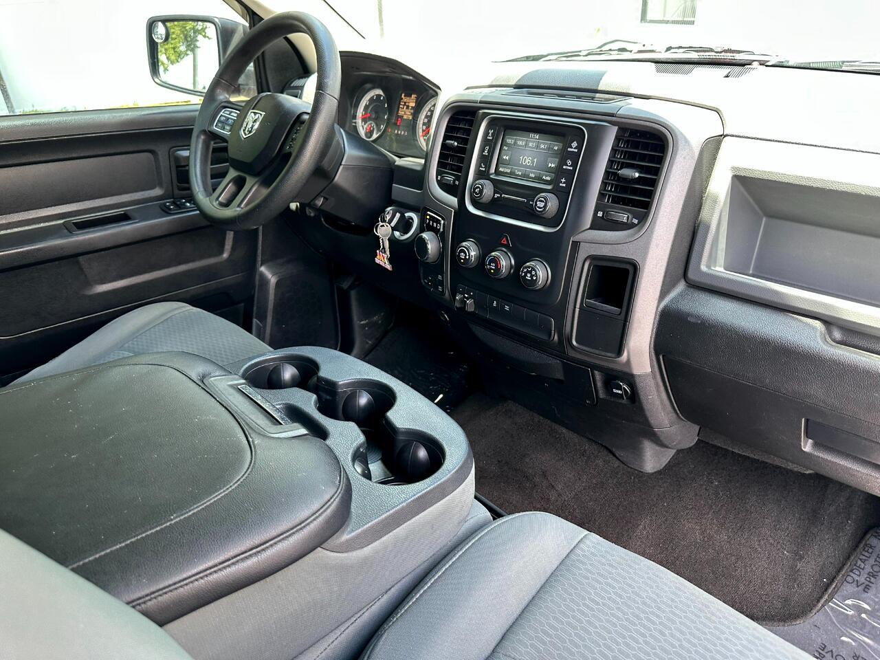 2014 RAM 1500 4WD Crew Cab 140.5&quot; Express Jacksonville FL