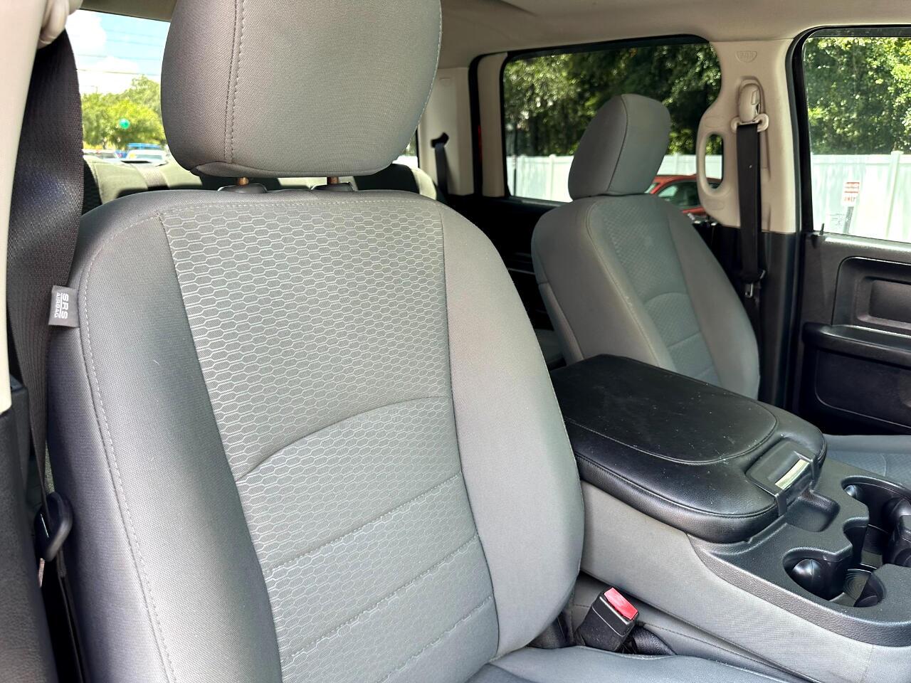 2014 RAM 1500 4WD Crew Cab 140.5&quot; Express Jacksonville FL