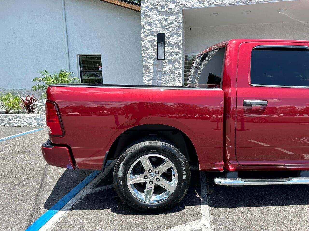 2014 RAM 1500 4WD Crew Cab 140.5&quot; Express Jacksonville FL