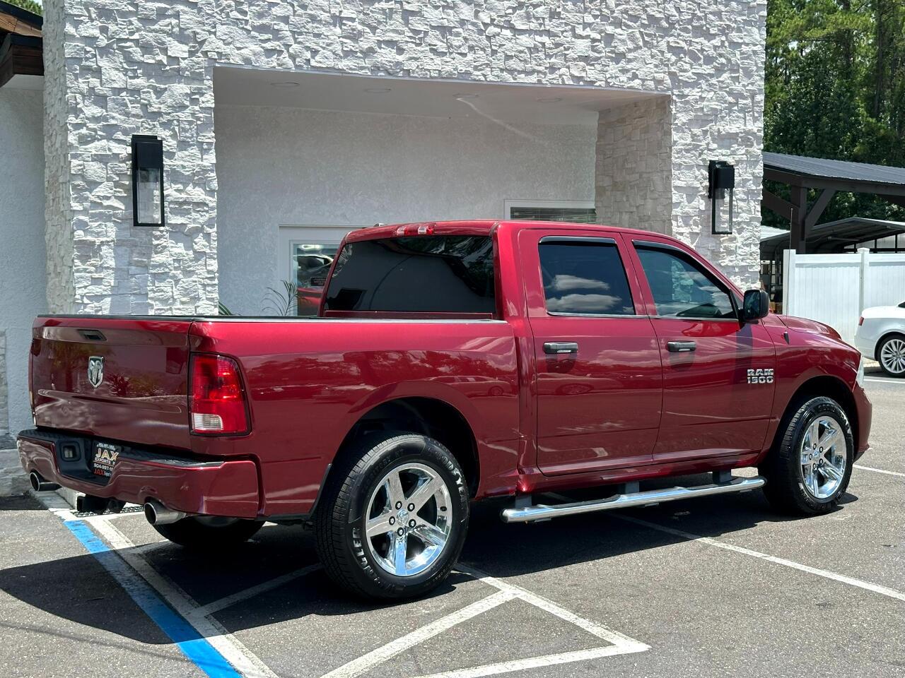 2014 RAM 1500 4WD Crew Cab 140.5&quot; Express Jacksonville FL