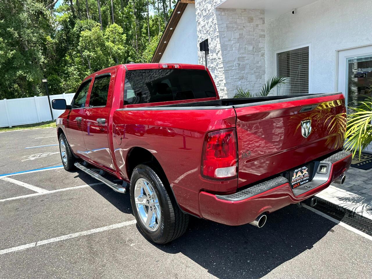 2014 RAM 1500 4WD Crew Cab 140.5&quot; Express Jacksonville FL