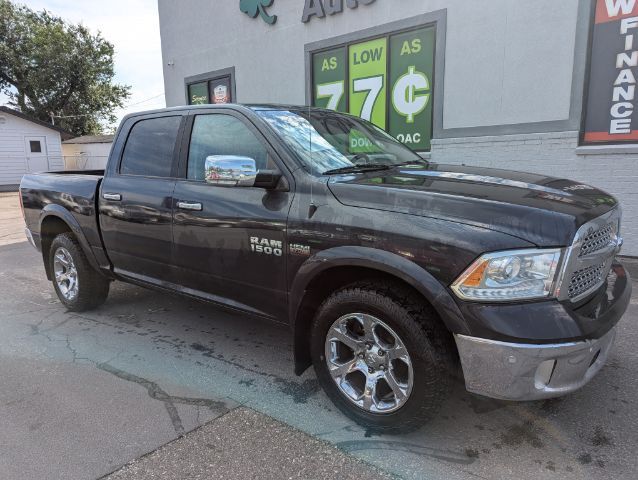 2014 RAM 1500 Laramie Crew Cab SWB