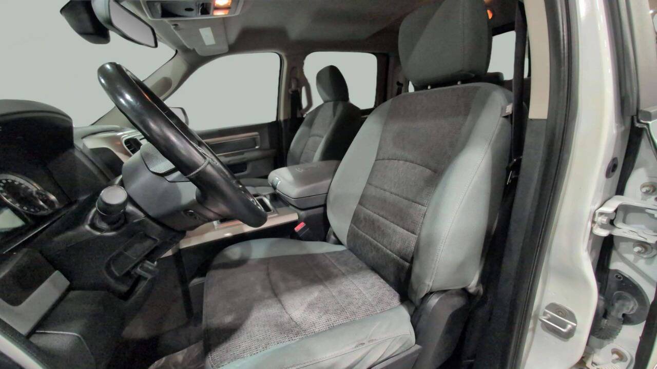 2014 RAM 1500 SLT 4x4 4dr Crew Cab 5.5 ft. SB Pickup Lake Orion MI