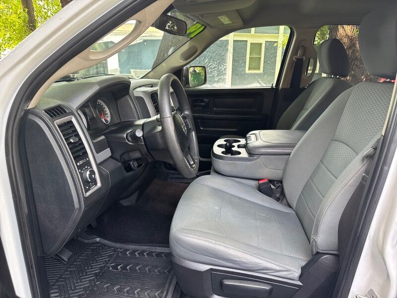 2014 Ram 1500 4WD Crew Cab 140.5 Express Arlington VA