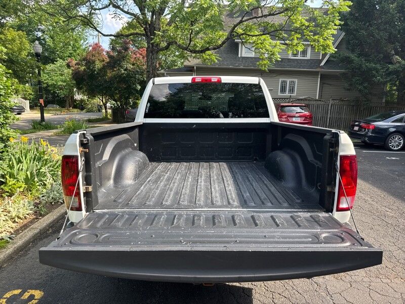 2014 Ram 1500 4WD Crew Cab 140.5 Express Arlington VA
