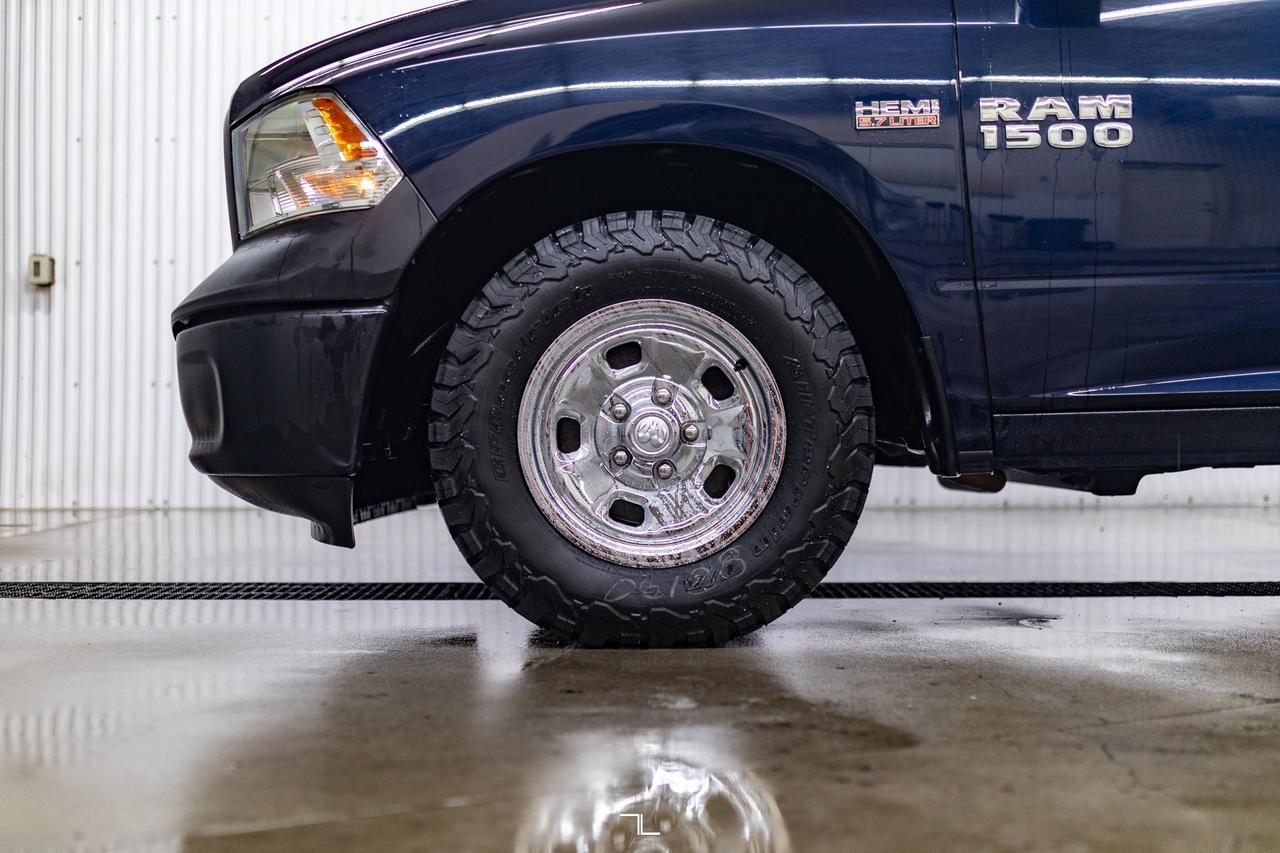 2014 Ram 1500 4x2 Reg Cab SXT Longbox HEMI Red Deer AB