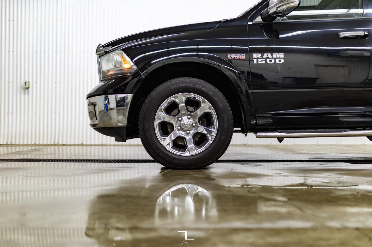 2014 Ram 1500 4x4 Crew Cab Laramie Leather Roof Nav BCam Red Deer AB