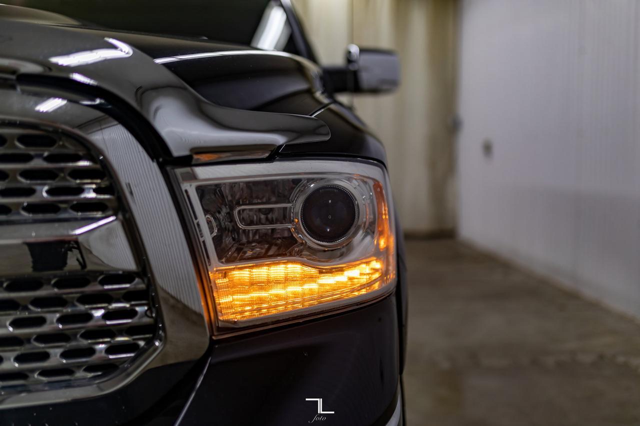 2014 Ram 1500 4x4 Crew Cab Laramie Leather Roof Nav BCam Red Deer AB