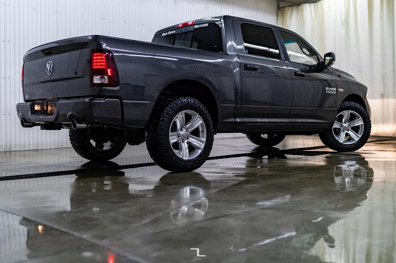 2014 Ram 1500 4x4 Crew Cab Sport Leather Roof Nav Red Deer AB