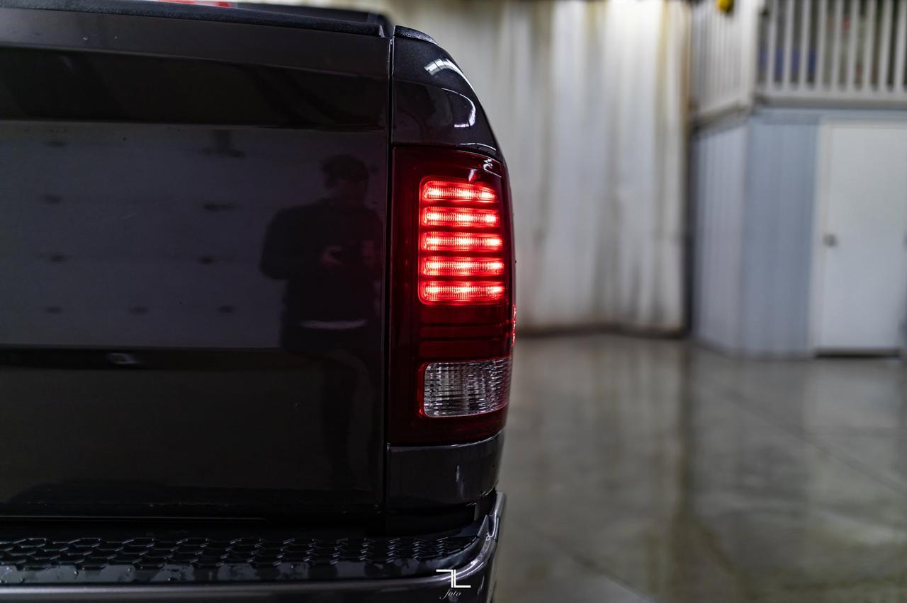 2014 Ram 1500 4x4 Crew Cab Sport Leather Roof Nav Red Deer AB