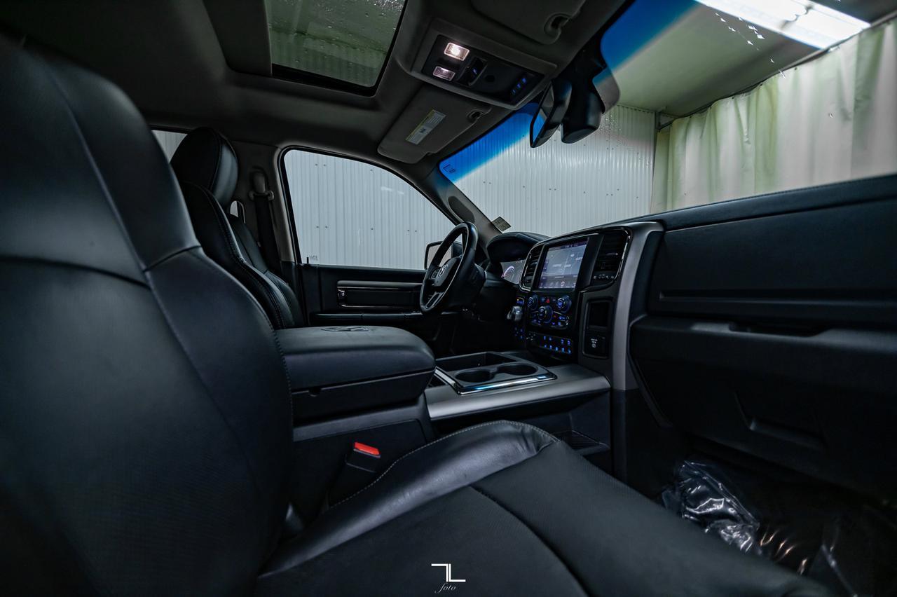 2014 Ram 1500 4x4 Crew Cab Sport Leather Roof Nav Red Deer AB