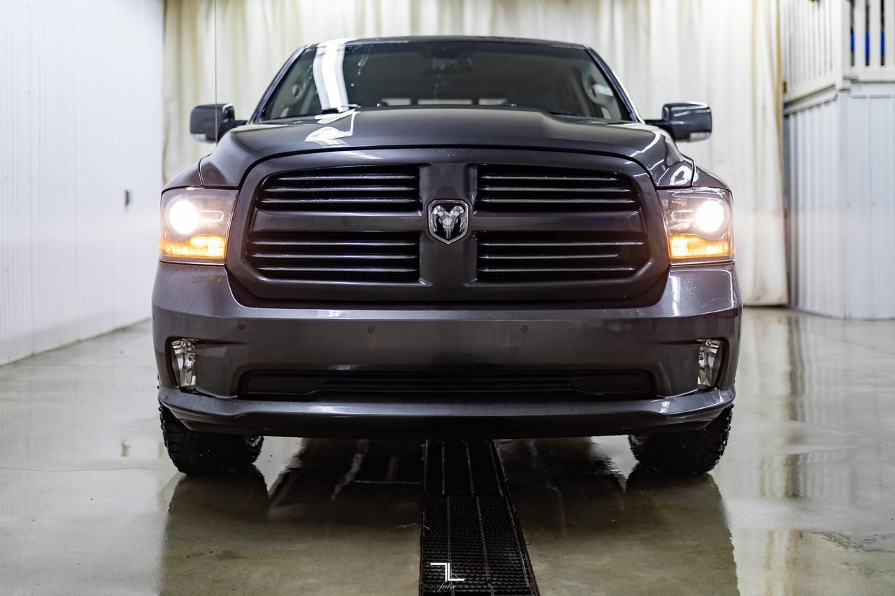 2014 Ram 1500 4x4 Crew Cab Sport Leather Roof Nav Red Deer AB