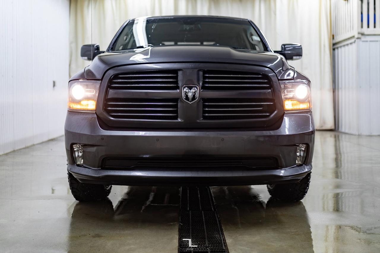 2014 Ram 1500 4x4 Crew Cab Sport Leather Roof Nav Red Deer AB