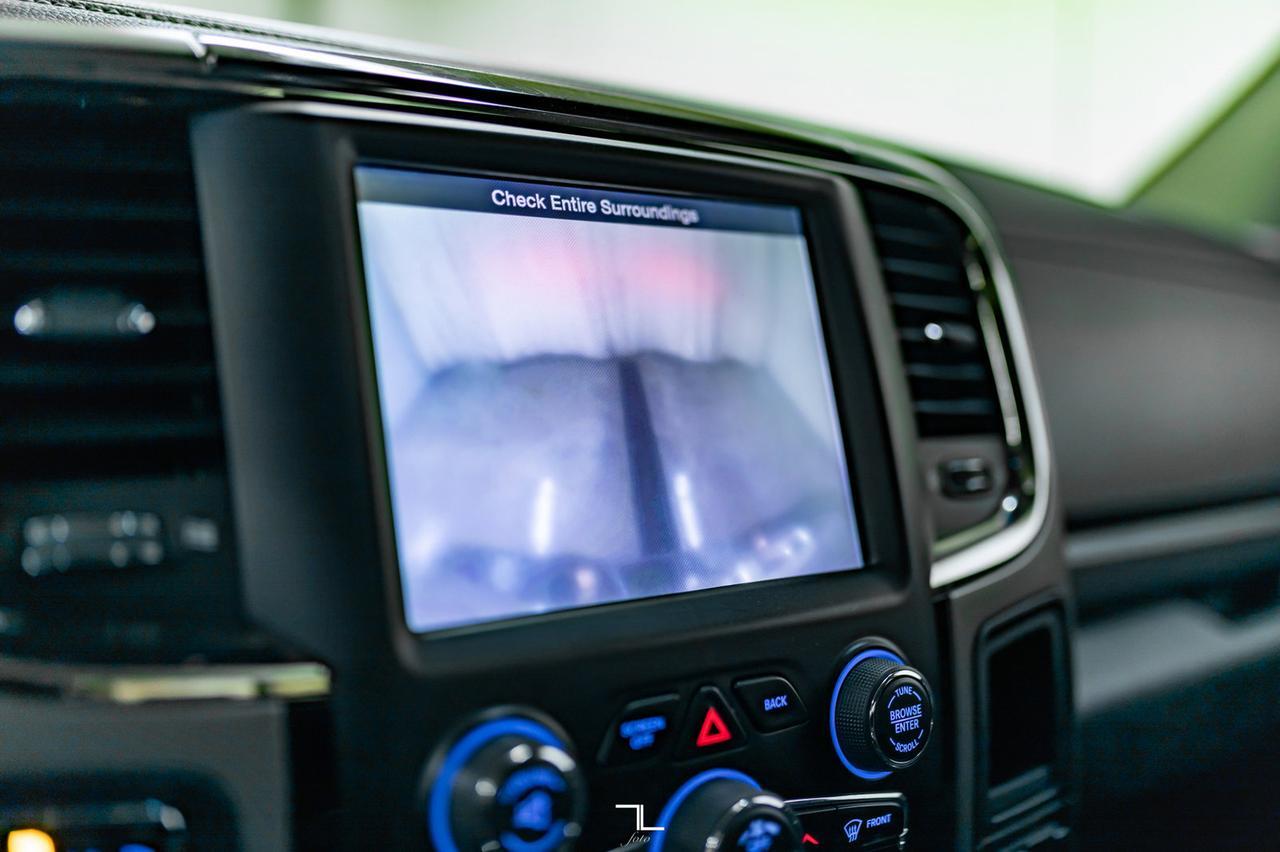 2014 Ram 1500 4x4 Crew Cab Sport Leather Roof Nav Red Deer AB