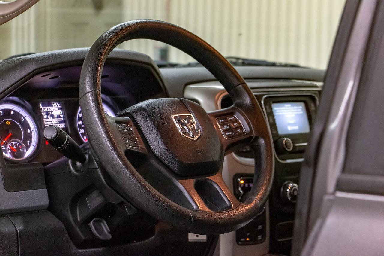 2014 Ram 1500 4x4 Quad Cab SLT Red Deer AB