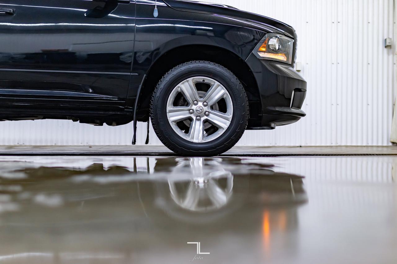 2014 Ram 1500 4x4 Reg Cab Sport HEMI Leather Red Deer AB