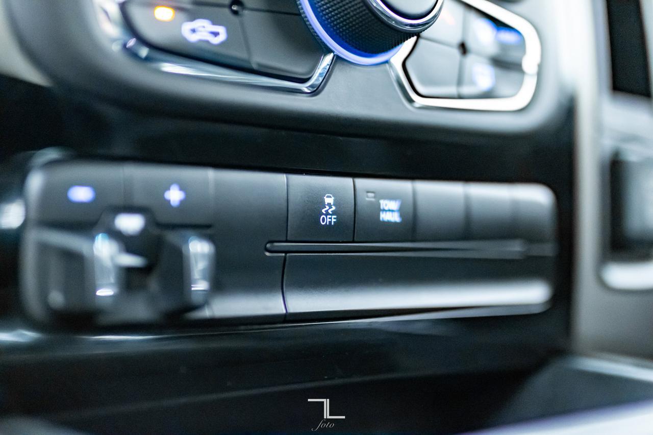 2014 Ram 1500 4x4 Reg Cab Sport HEMI Leather Red Deer AB