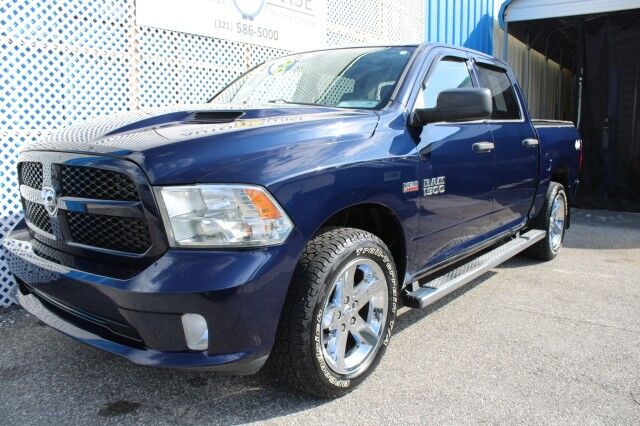 2014 Ram 1500 CREW CAB 4X4 Express