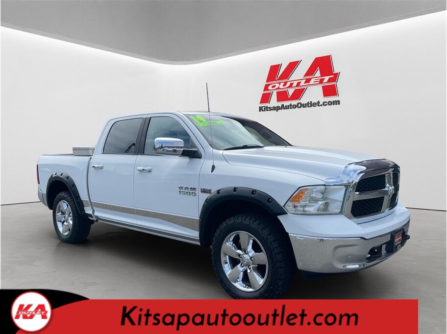 2014 Ram 1500 Crew Cab SLT Pickup 4D 5 1/2 ft