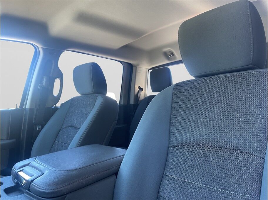 2014 Ram 1500 Crew Cab SLT Pickup 4D 5 1/2 ft Port Orchard WA