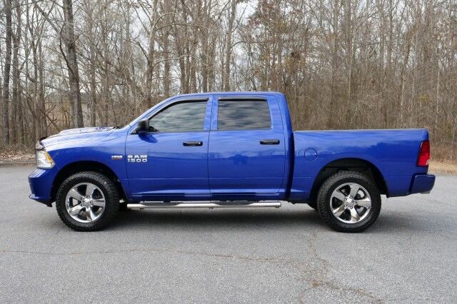 2014 Ram 1500 Express 4X4 / Popular Equipment Group / 5.7L V8! High Point NC