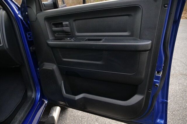 2014 Ram 1500 Express 4X4 / Popular Equipment Group / 5.7L V8! High Point NC