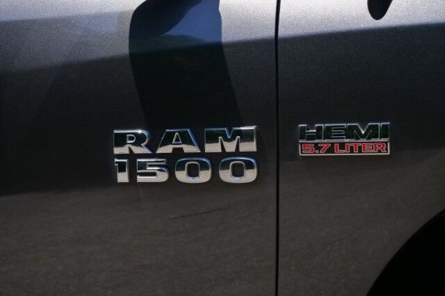 2014 Ram 1500 Express / 5.7L V8 / Popular Equipment Group! High Point NC