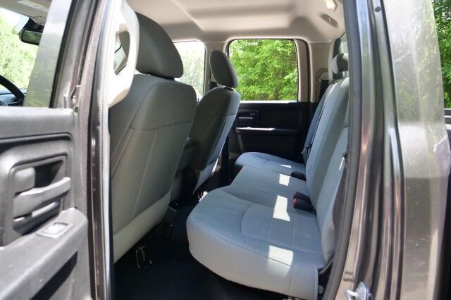 2014 Ram 1500 Express / 5.7L V8 / Popular Equipment Group! High Point NC