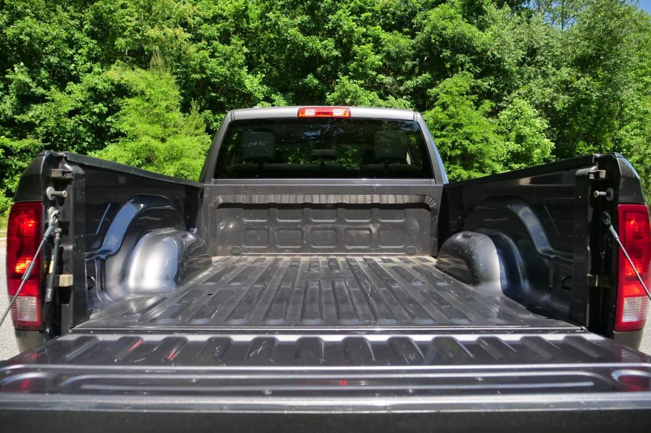 2014 Ram 1500 Express / 5.7L V8 / Popular Equipment Group! Lincolnton NC
