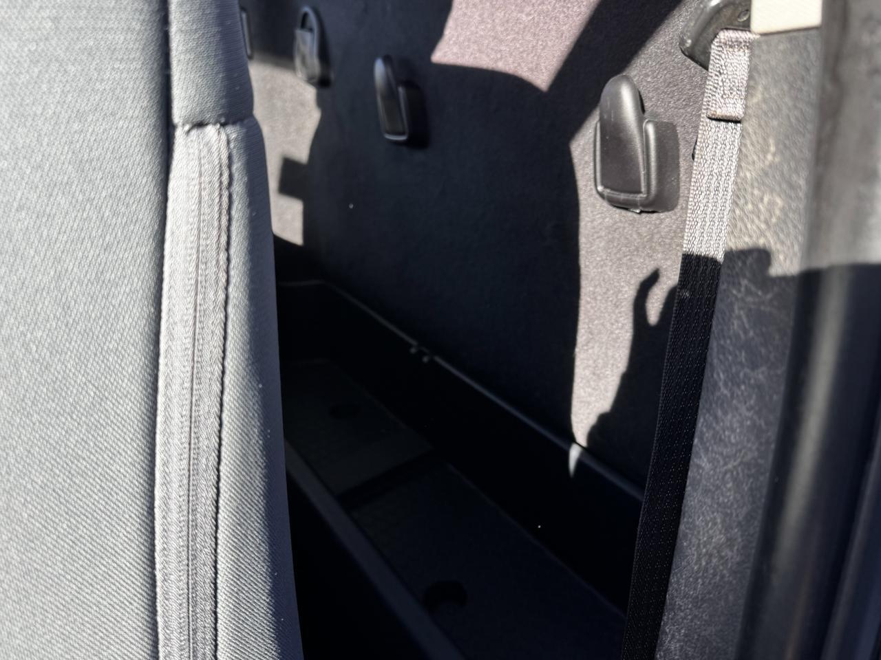 2014 Ram 1500 ST Regular Cab RWD | V8 | Low KMs | 3 Passenger Bench | UConnect 3 Redwater AB