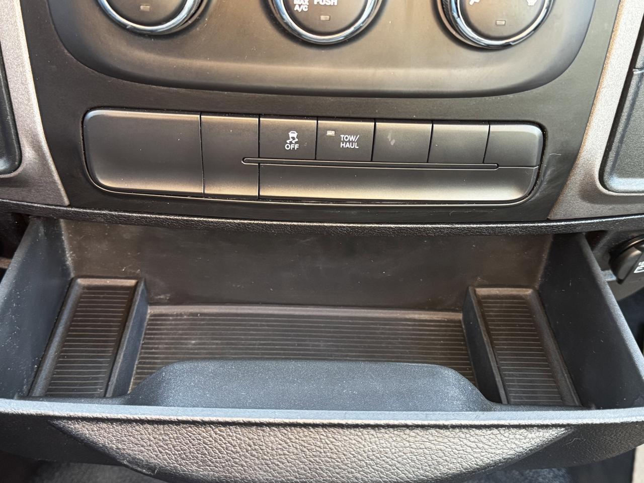 2014 Ram 1500 ST Regular Cab RWD | V8 | Low KMs | 3 Passenger Bench | UConnect 3 Redwater AB