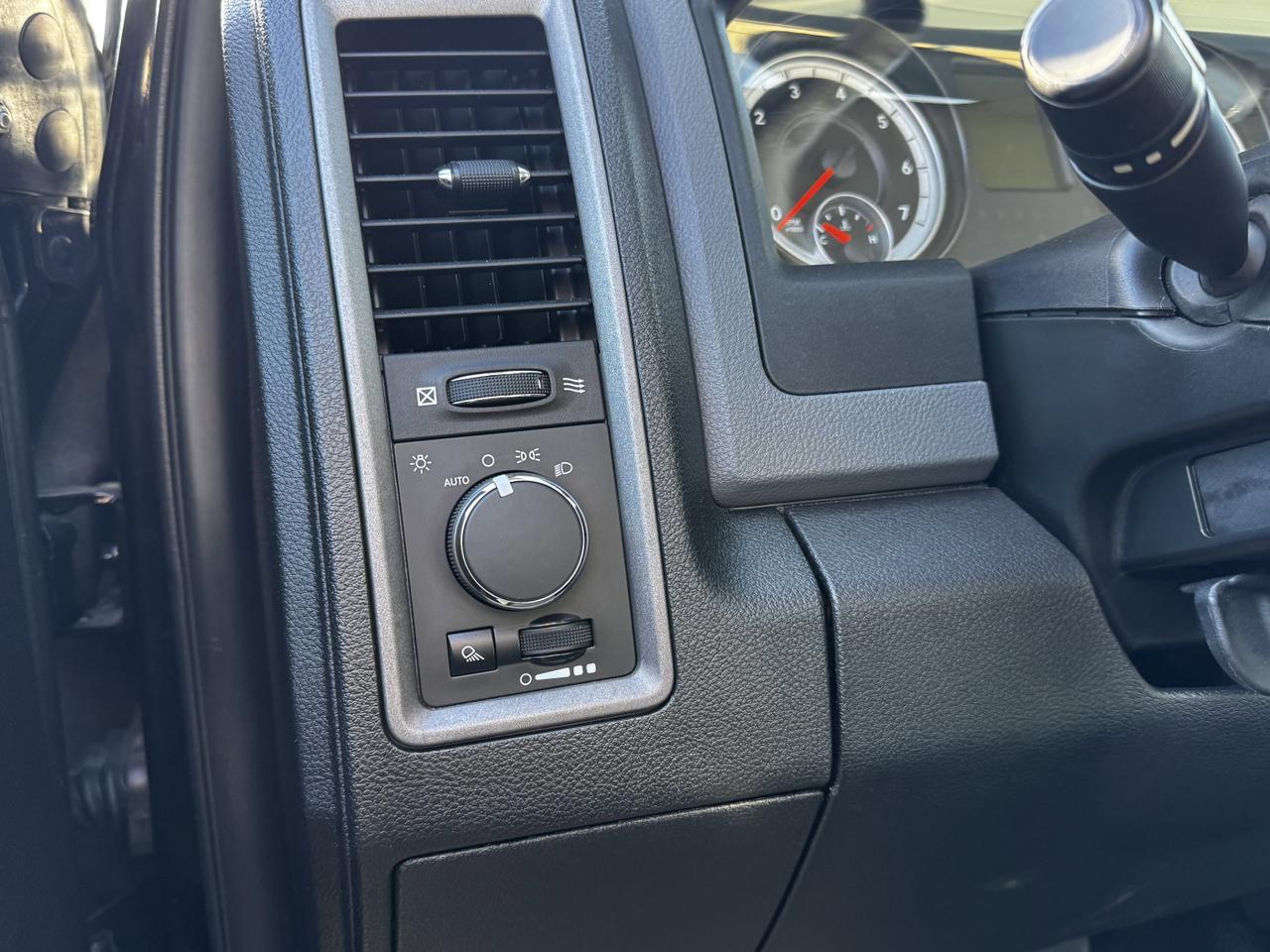 2014 Ram 1500 ST Regular Cab RWD | V8 | Low KMs | 3 Passenger Bench | UConnect 3 Redwater AB