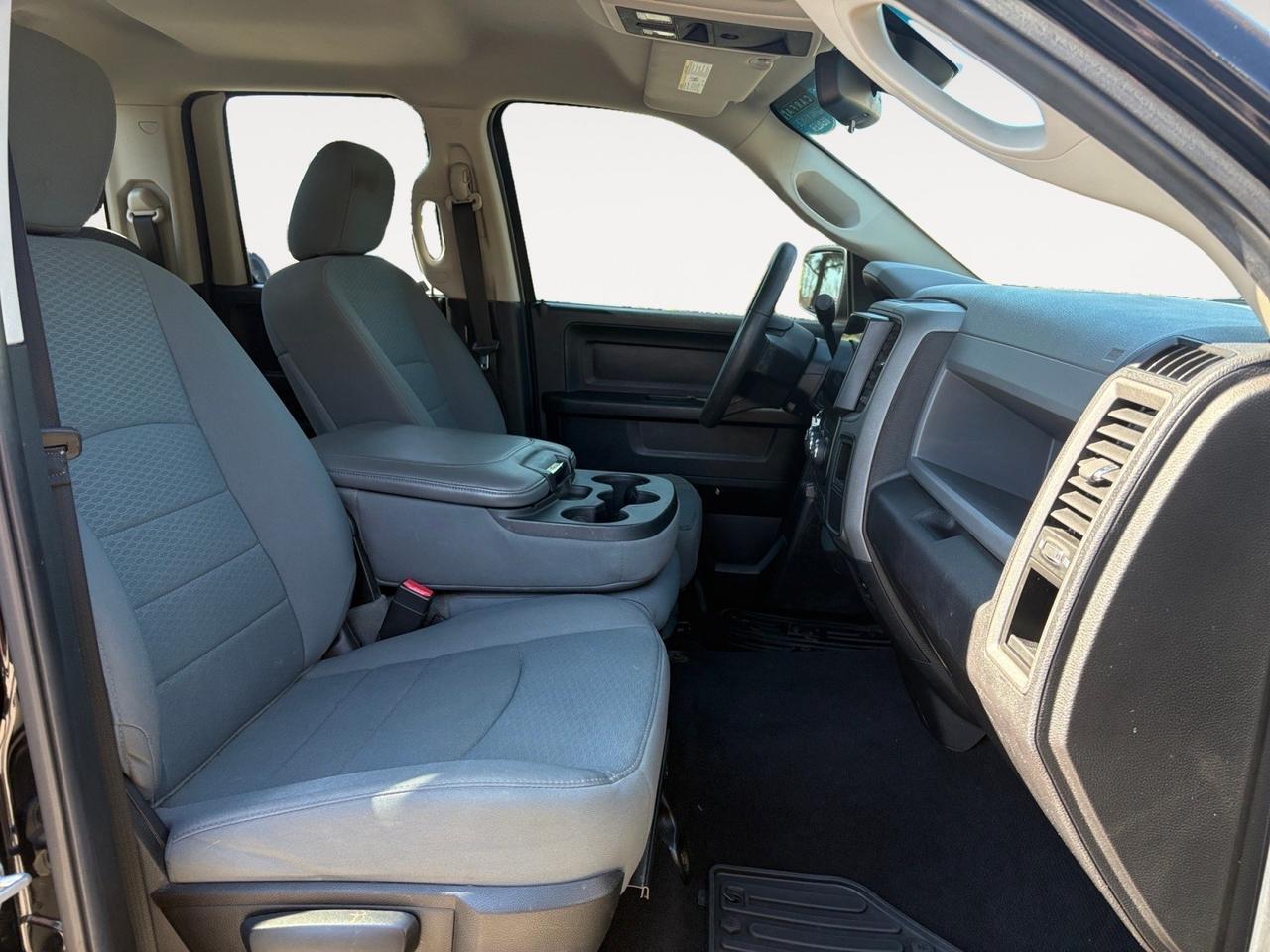 2014 Ram 1500 Tradesman, TOW PACKGE, HARD TONNEAU COVER, FENDER FLARES, APPLE CARPLAY/ANDROID AUTO, YOUTUBE, GOOGLE CHROME, ZLINK3 RADIO, LOW MILES, CLEAN CARFAX, COME GET THIS RAM TODAY! Virginia Beach VA