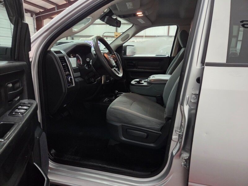 2014 Ram 2500 4WD Lifted Camper Shell 6.7L Diesel Fox Shocks 35in Toyo Tires FREE WARRANT Call (682)587-6288 Arlington TX