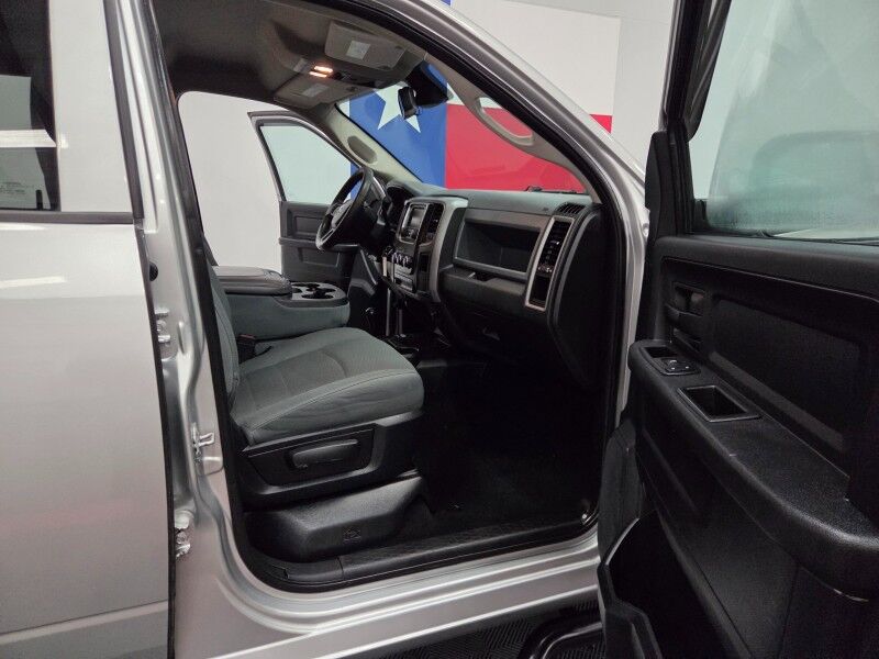 2014 Ram 2500 4WD Lifted Camper Shell 6.7L Diesel Fox Shocks 35in Toyo Tires FREE WARRANT Call (682)587-6288 Arlington TX