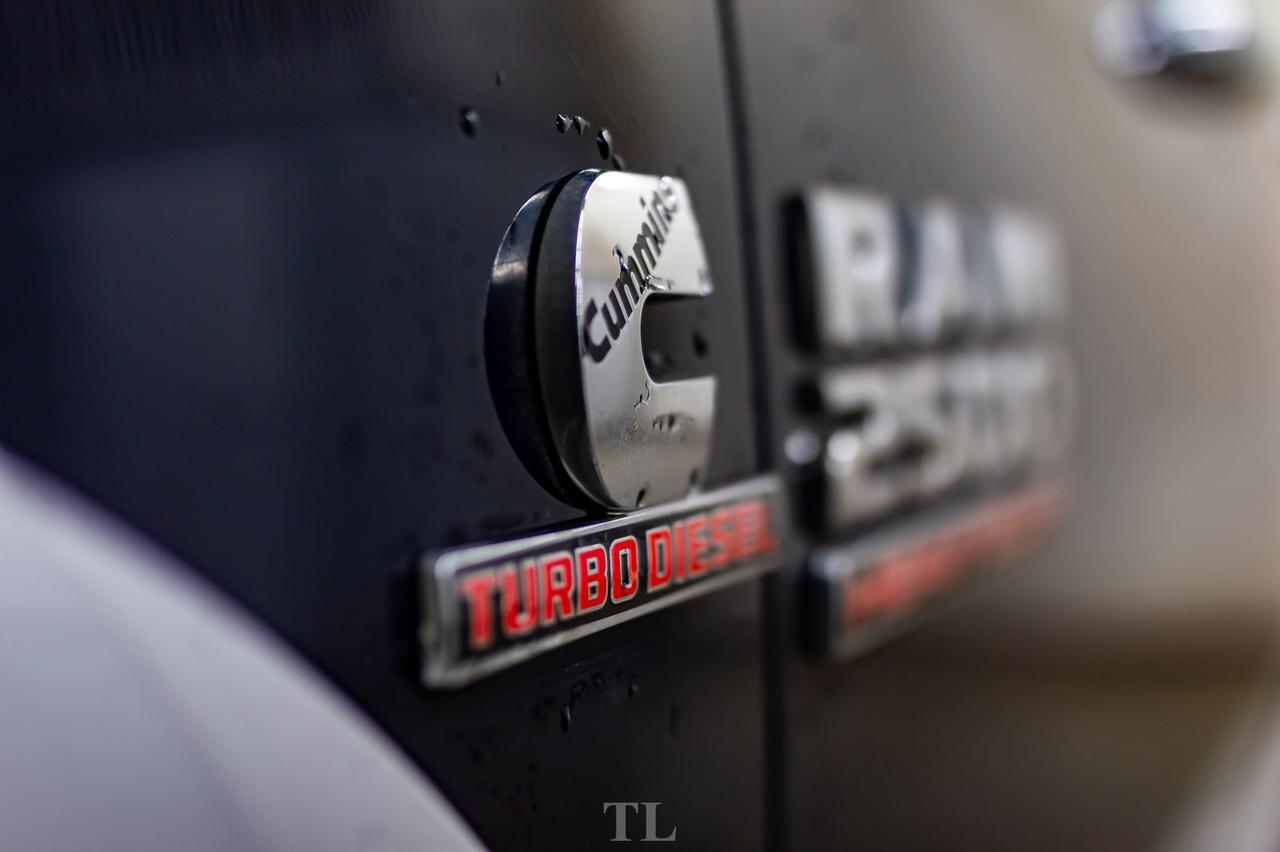 2014 Ram 2500 4x4 Crew Cab Laramie Diesel Leather Roof Nav Red Deer AB