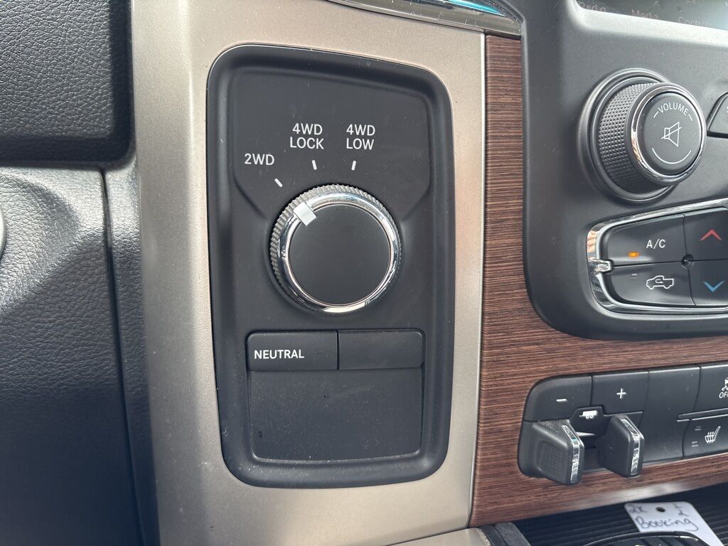 2014 Ram 2500 4x4 Crew Cab Laramie Minocqua WI