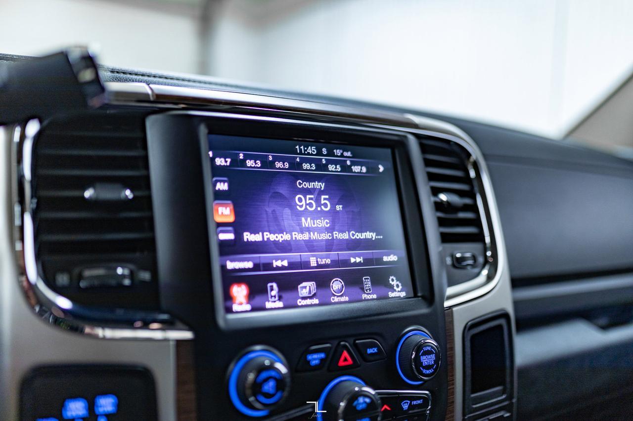 2014 Ram 2500 4x4 Crew Cab Laramie HEMI Leather BCam Red Deer AB