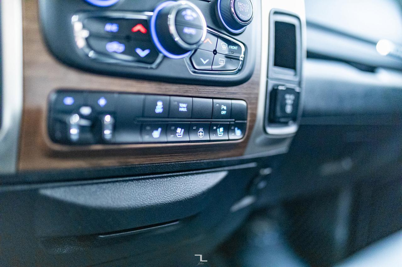 2014 Ram 2500 4x4 Crew Cab Laramie HEMI Leather BCam Red Deer AB