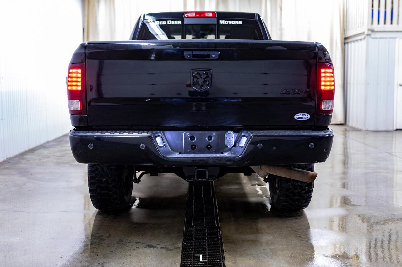 2014 Ram 2500 4x4 Crew Cab Laramie HEMI Leather Roof Nav 2" Level Kit Red Deer AB