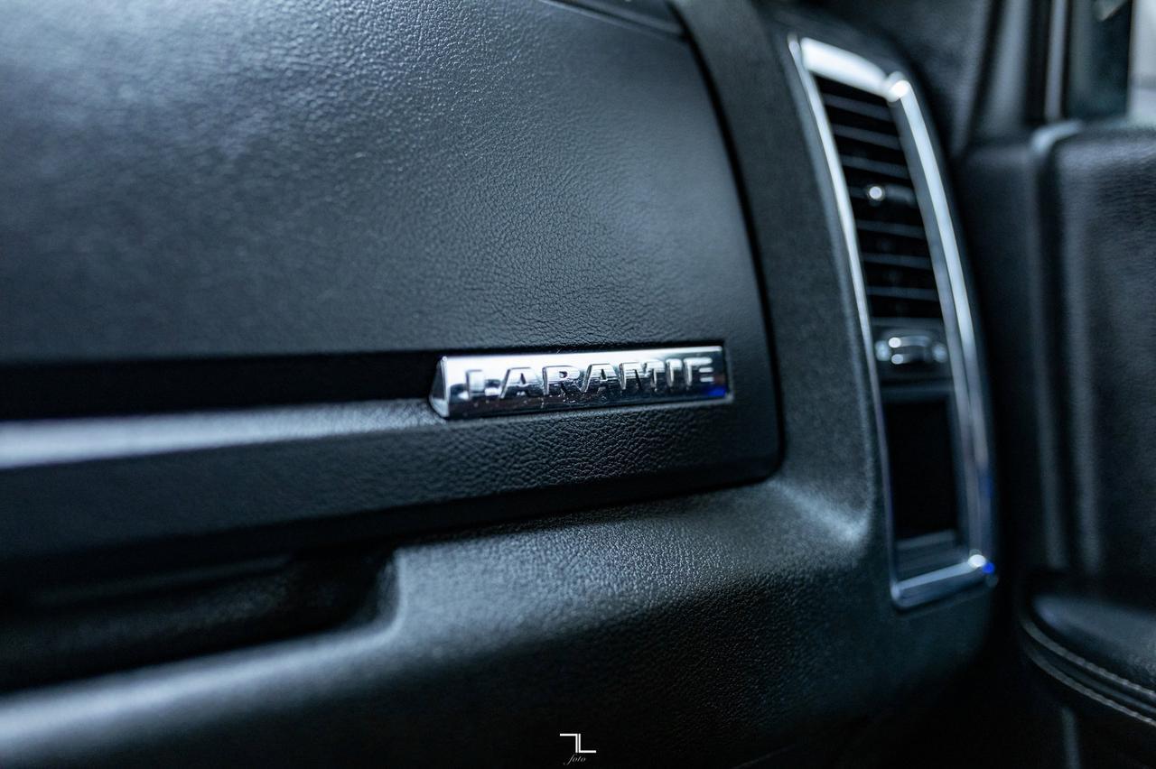 2014 Ram 2500 4x4 Crew Cab Laramie HEMI Leather Roof Nav 2&quot; Level Kit Red Deer AB