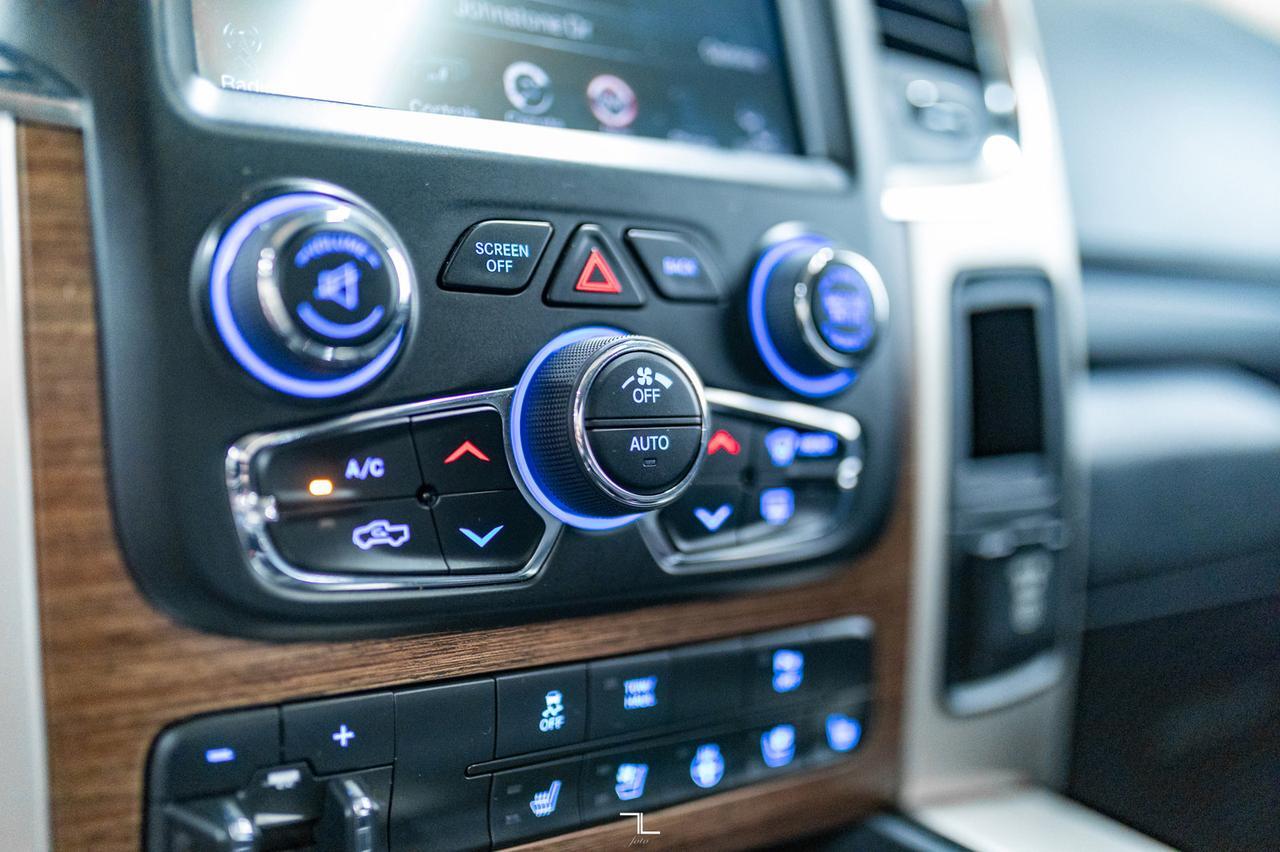 2014 Ram 2500 4x4 Crew Cab Laramie HEMI Leather Roof Nav 2&quot; Level Kit Red Deer AB