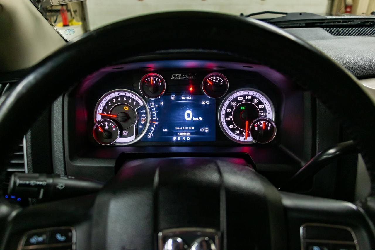 2014 Ram 2500 4x4 Crew Cab SLT HEMI Red Deer AB
