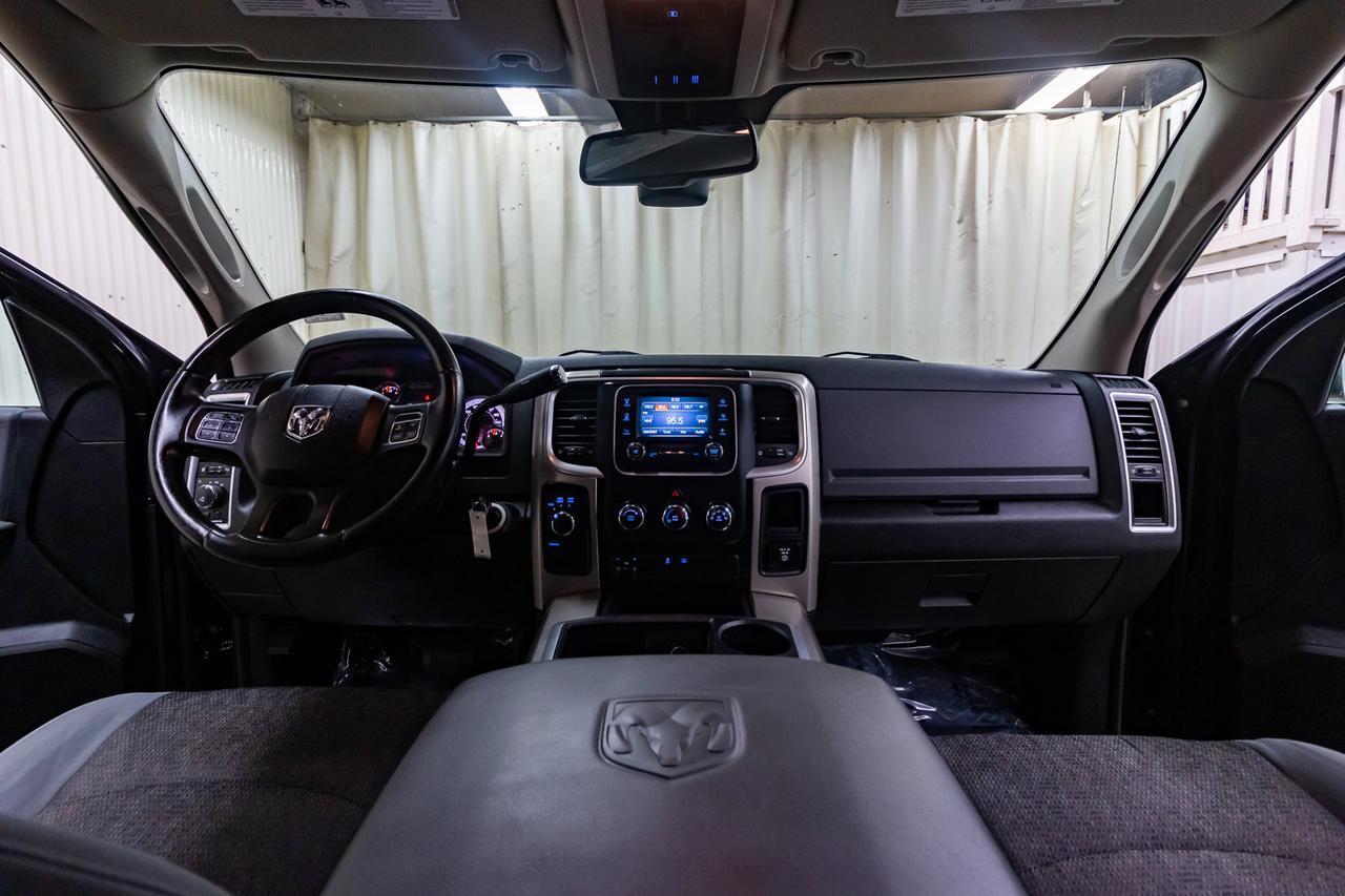 2014 Ram 2500 4x4 Crew Cab SLT HEMI Red Deer AB