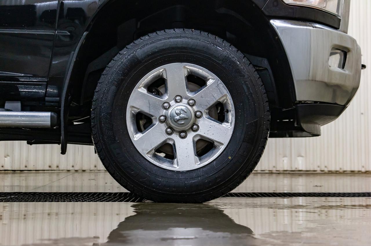 2014 Ram 2500 4x4 Crew Cab SLT HEMI Red Deer AB